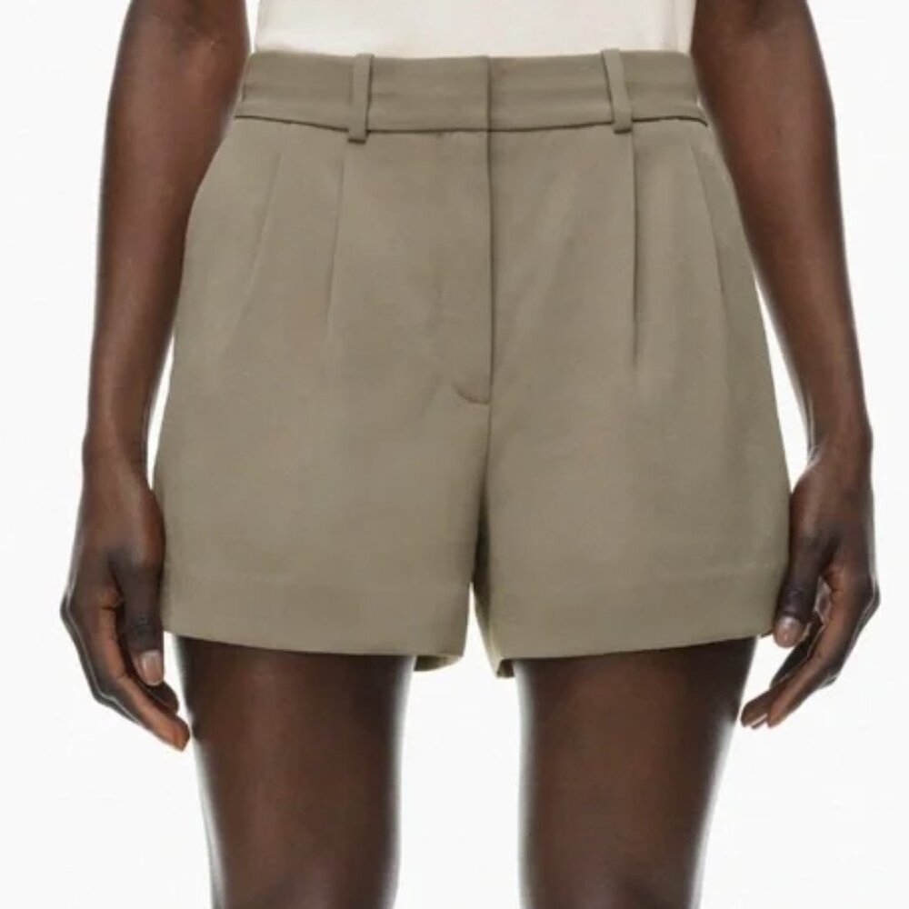 Babaton High Waisted Pleated Shorts - Size 0